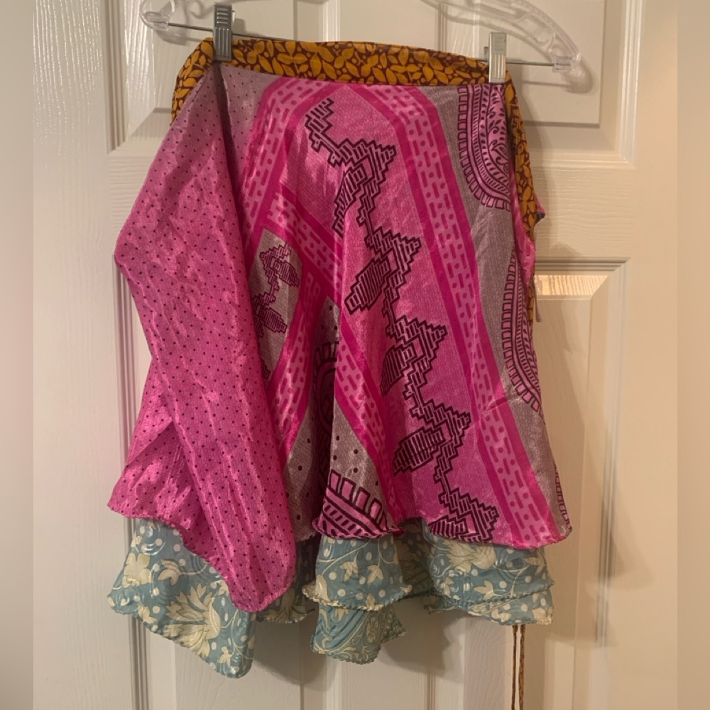 NWT sari silk pink print magic skirt by Darn Good Yarn